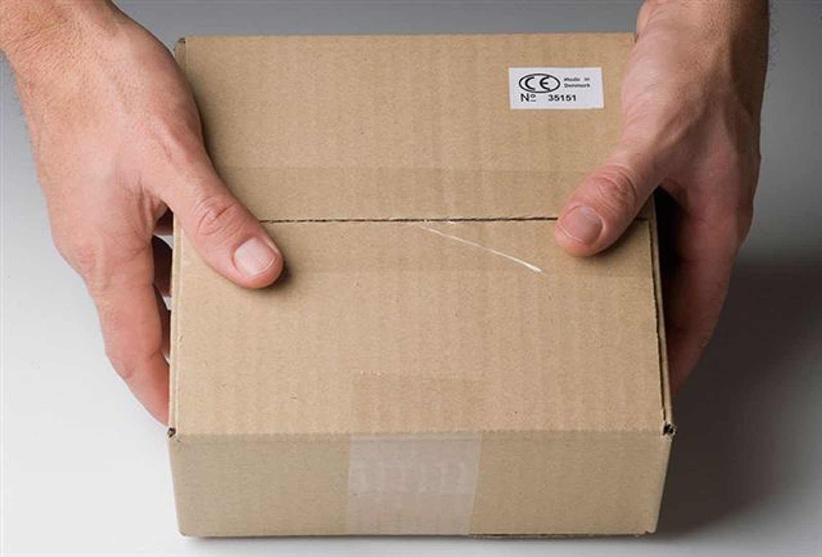 Private and Discrete Shipping
