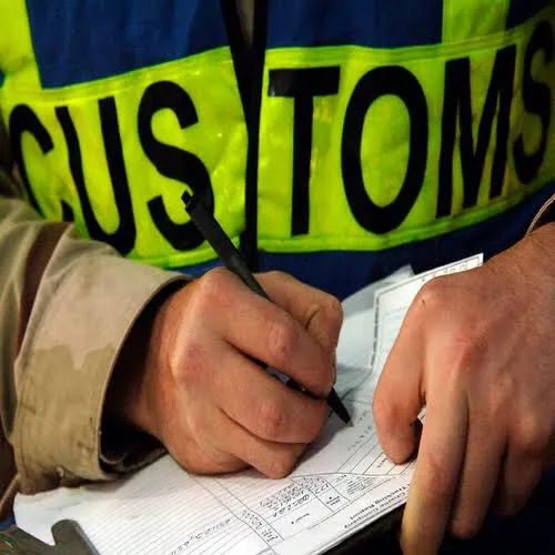 Hassle-Free Custom Clearance